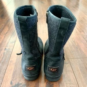 UGG Robbie Black Waterproof Boots S/N 1017377